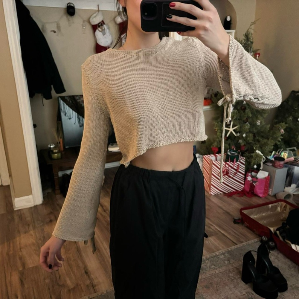 Zara Cream Knit Crop Sweater - Picture 1 of 4